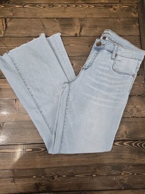 Womens Kut from the Kloth Light Blue Flare Jeans Size 6